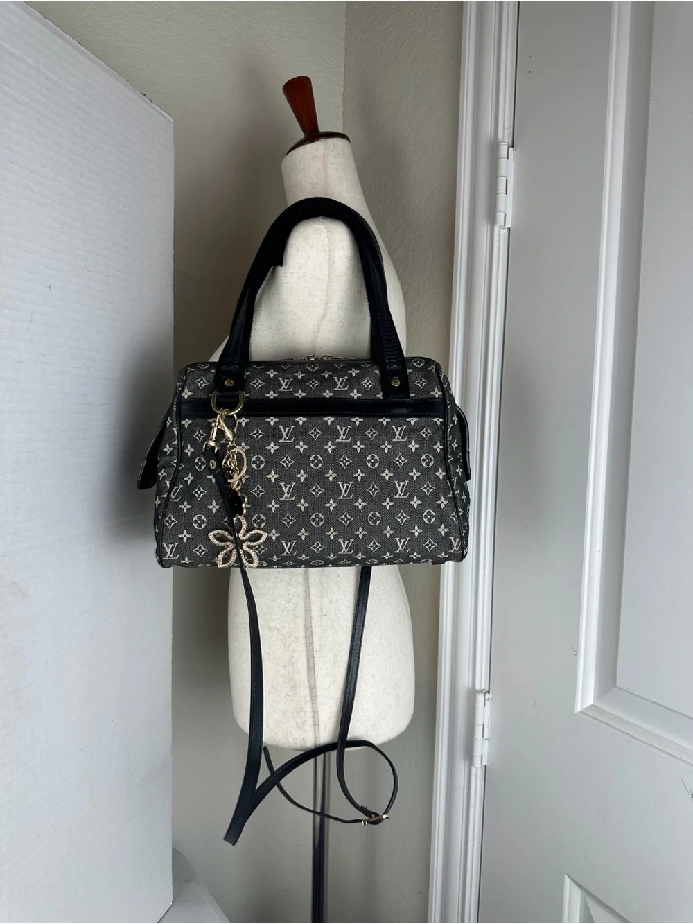 Louis Vuitton Mini Lin Josephine PM Noir Satchel Monogram Canvas Rare